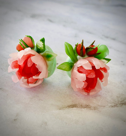 Peony Stud (peach)