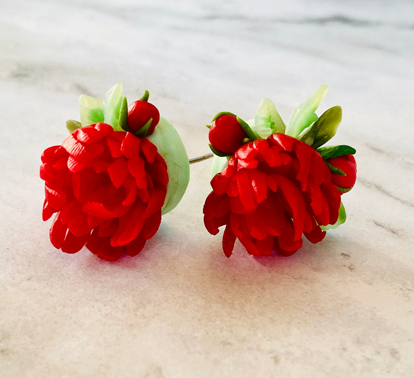 Peony Stud (red)